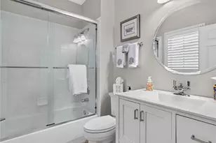 568 Upper Conway Cir, Chesterfield, MO 63017 - Photo 17
