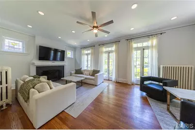 7118 Pershing Avenue, Saint Louis, MO 63130 - Photo 7