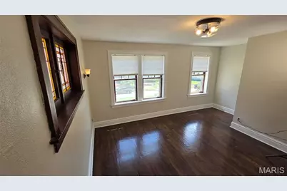 2633 Russell Boulevard, Saint Louis, MO 63104 - Photo 13