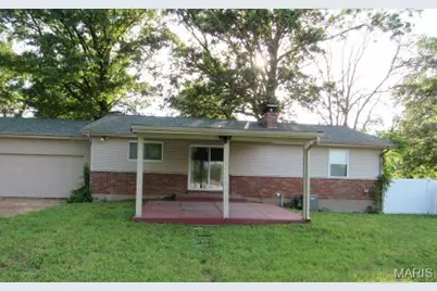 12360 Space Drive, Florissant, MO 63033 - Photo 3
