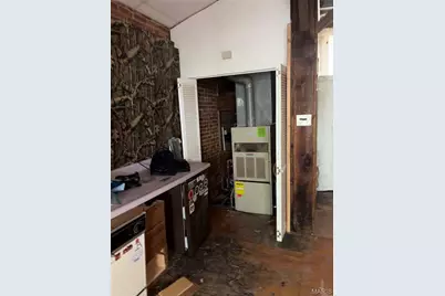 7116 S Broadway, Saint Louis, MO 63111 - Photo 5