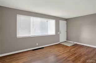 10365 Nashua Dr, Saint Louis, MO 63136 - Photo 5
