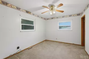 12190 McKelvey Rd, Maryland Heights, MO 63043 - Photo 13