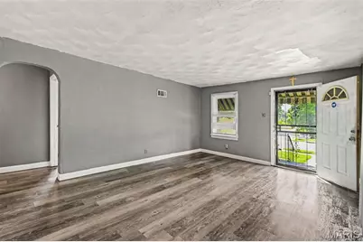 3801 Avondale Avenue, Saint Louis, MO 63121 - Photo 3