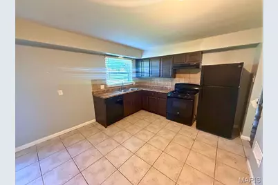1419 Farmview Avenue, Spanish Lake, MO 63138 - Photo 7