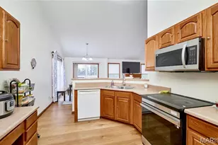 511 Fortress Ct, Saint Charles, MO 63303 - Photo 19
