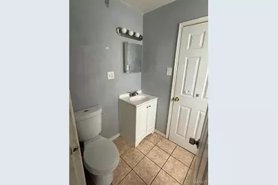 5604 Sunbury Avenue, Country Club Hills, MO 63136 - Photo 7
