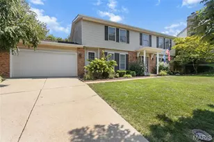 5614 Hillridge Ct, Saint Louis, MO 63128 - Photo 3
