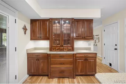 5614 Hillridge Court, Saint Louis, MO 63128 - Photo 11