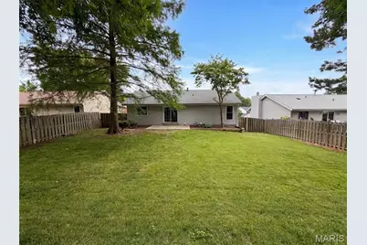 743 Eaglebrooke Drive, Ballwin, MO 63021 - Photo 5