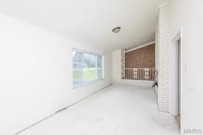 4540 Butler Hill Road, Saint Louis, MO 63128 - Photo 7