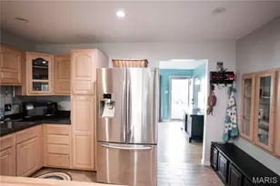 2845 Sugar Tree Ln, Maryland Heights, MO 63043 - Photo 23