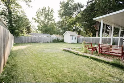 2845 Sugar Tree Lane, Maryland Heights, MO 63043 - Photo 13