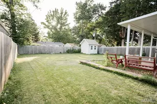 2845 Sugar Tree Ln, Maryland Heights, MO 63043 - Photo 13