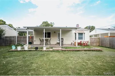 2845 Sugar Tree Lane, Maryland Heights, MO 63043 - Photo 7