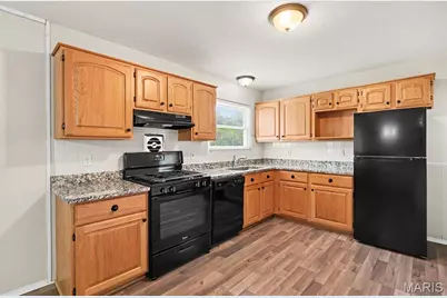 1105 5th Plaza, Florissant, MO 63031 - Photo 5