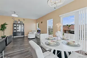 696 Springfield Dr, Wentzville, MO 63385 - Photo 9