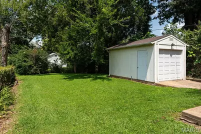 7483 Hoover Avenue, Richmond Heights, MO 63117 - Photo 15