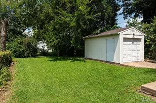 7483 Hoover Ave, Richmond Heights, MO 63117 - Photo 15