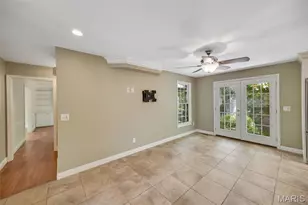12819 Huntercreek Rd, Des Peres, MO 63131 - Photo 7