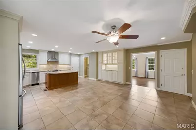 12819 Huntercreek Road, Des Peres, MO 63131 - Photo 5