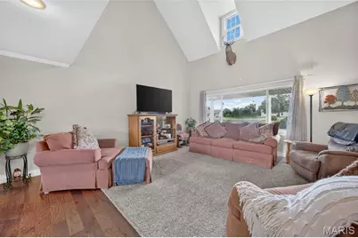 31201 Osborn Drive, Lebanon, MO 65536 - Photo 5