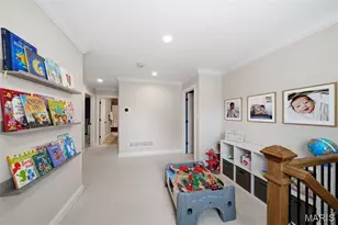 6980 Tholozan Ave, Saint Louis, MO 63109 - Photo 19