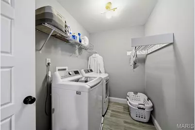 6980 Tholozan Avenue, Saint Louis, MO 63109 - Photo 33