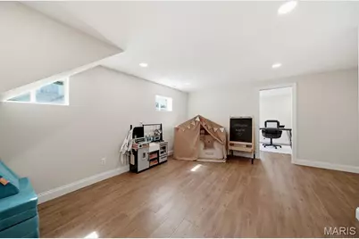 6980 Tholozan Avenue, Saint Louis, MO 63109 - Photo 35