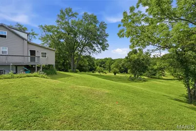1533 Hilltop Lane, Saint Louis, MO 63138 - Photo 27