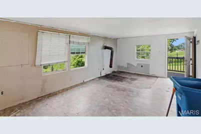 1533 Hilltop Lane, Saint Louis, MO 63138 - Photo 21