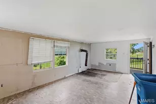 1533 Hilltop Ln, Saint Louis, MO 63138 - Photo 21