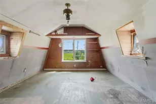 1533 Hilltop Ln, Saint Louis, MO 63138 - Photo 11