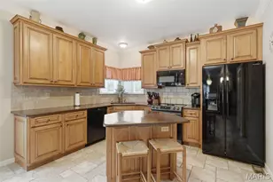28 Seabiscuit Dr, Saint Charles, MO 63301 - Photo 7