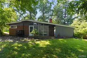 8313 Pepperidge Dr, Berkeley, MO 63134 - Photo 17