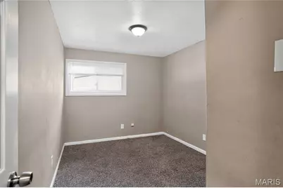 8313 Pepperidge Drive, Berkeley, MO 63134 - Photo 11