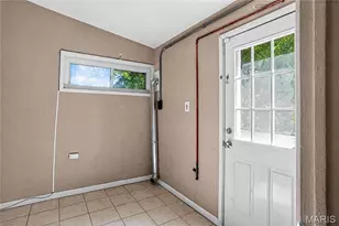 8313 Pepperidge Dr, Berkeley, MO 63134 - Photo 15