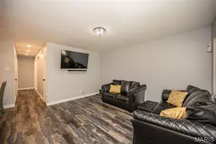 6719 Plymouth Ave, University City, MO 63130 - Photo 3