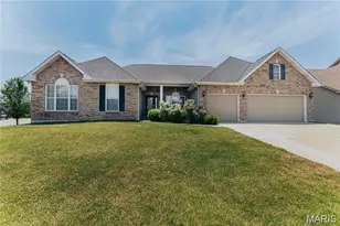 4344 Westhampton Pl, Saint Charles, MO 63304 - Photo 1
