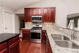 4344 Westhampton Pl, Saint Charles, MO 63304 - Photo 19