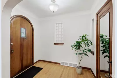 6528 Pernod Avenue, Saint Louis, MO 63139 - Photo 5