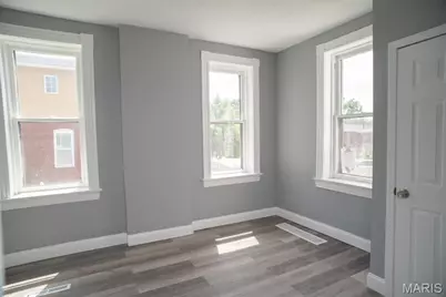 4059 Phillips Avenue, Saint Louis, MO 63116 - Photo 7