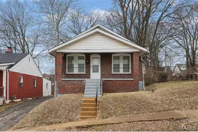 3807 Manola Avenue, Pine Lawn, MO 63121 - Photo 1