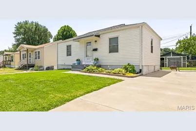 417 Tower Grove Place, Saint Charles, MO 63301 - Photo 3