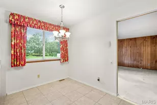 318 Royal Village Dr, Manchester, MO 63011 - Photo 23