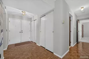 564 Sarah Ln, Saint Louis, MO 63141 - Photo 17