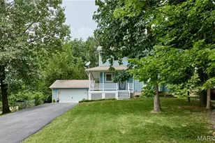 29 Forest Ln, O'Fallon, MO 63366 - Photo 3
