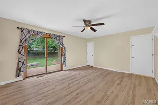 208 Meadowlark Ln, Saint Charles, MO 63301 - Photo 7
