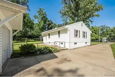 8 Banbury Court, Saint Louis, MO 63126 - Photo 25