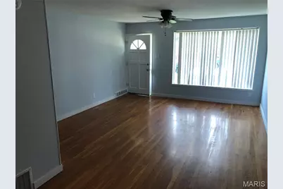 7316 Sharp Avenue, Saint Louis, MO 63116 - Photo 5